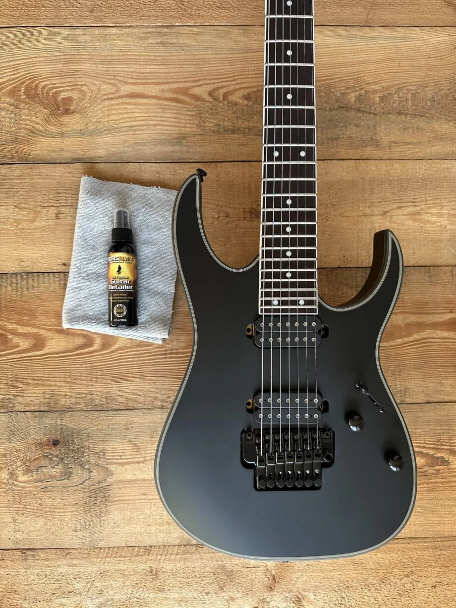 Music Nomad Guitar Detailer