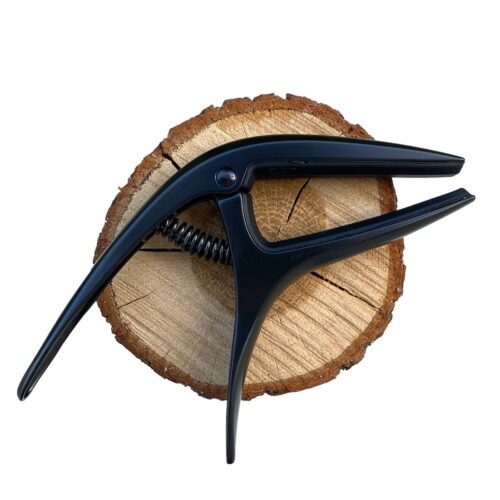 Axis Capo EB9600 kapodaster czarny