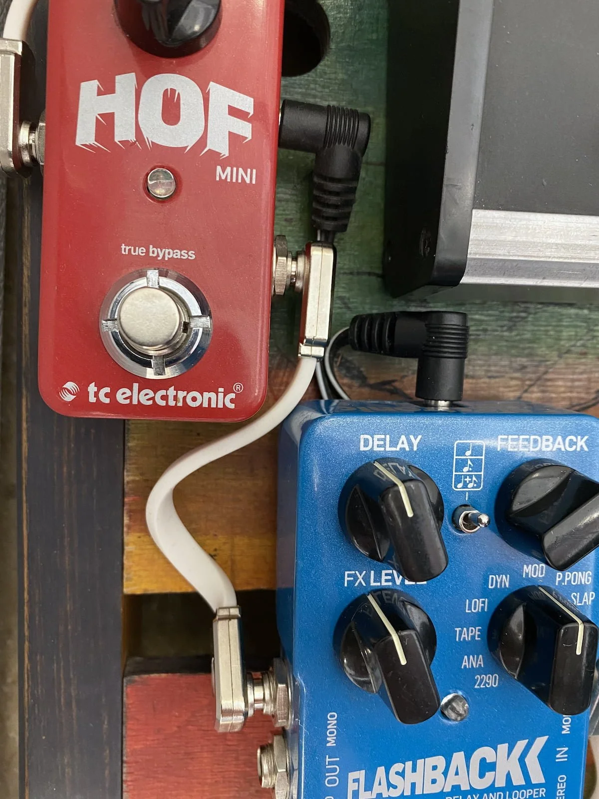 Ernie Ball Flat Ribbon biały kabel patch - 15.2 cm