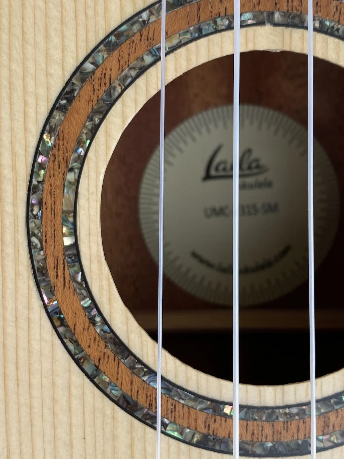 Laila UMC-2315-SM ukulele koncertowe