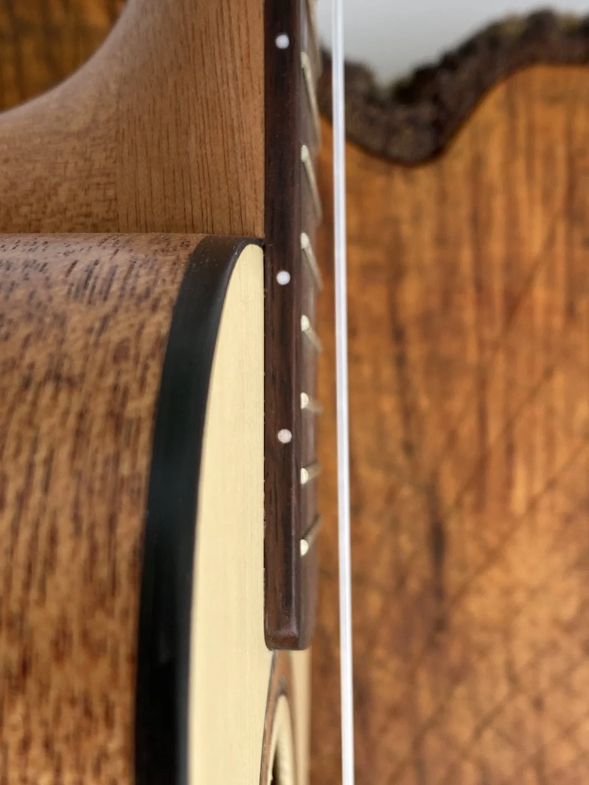 Laila UMC-2315-SM ukulele koncertowe