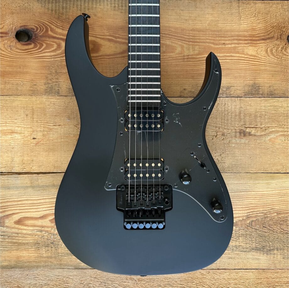 Ibanez GRGR330EX-BKF Black Flat gitara elektryczna