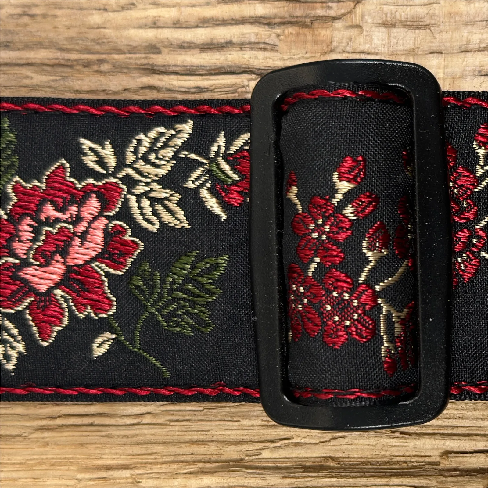 ernie ball red rose pasek do gitary