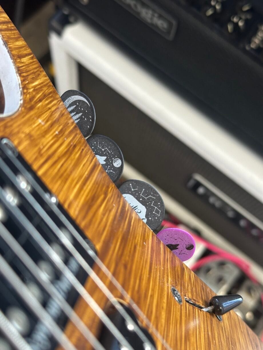 PHI 01 Ibanez Pick Holder samoprzylepny | M-Workshop
