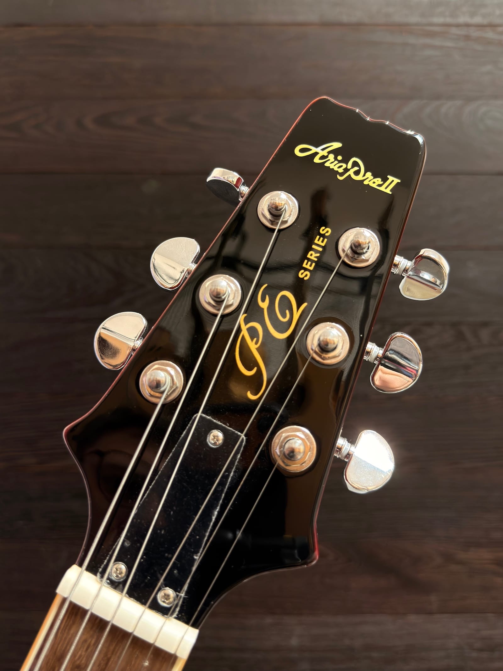 aria pe 590 std agcs aged cherry sunburst gitara elektryczna