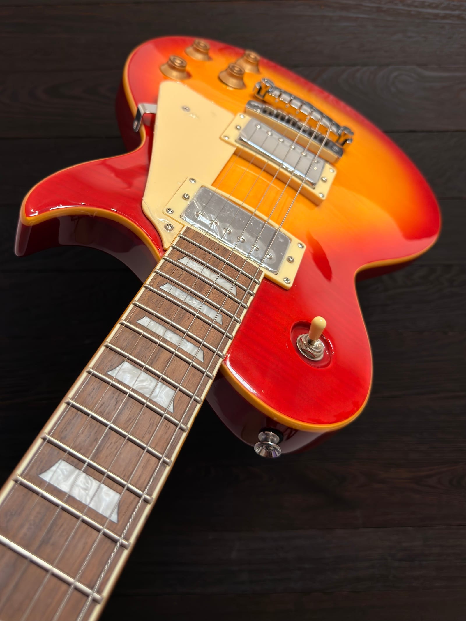 aria pe 590 std agcs aged cherry sunburst gitara elektryczna