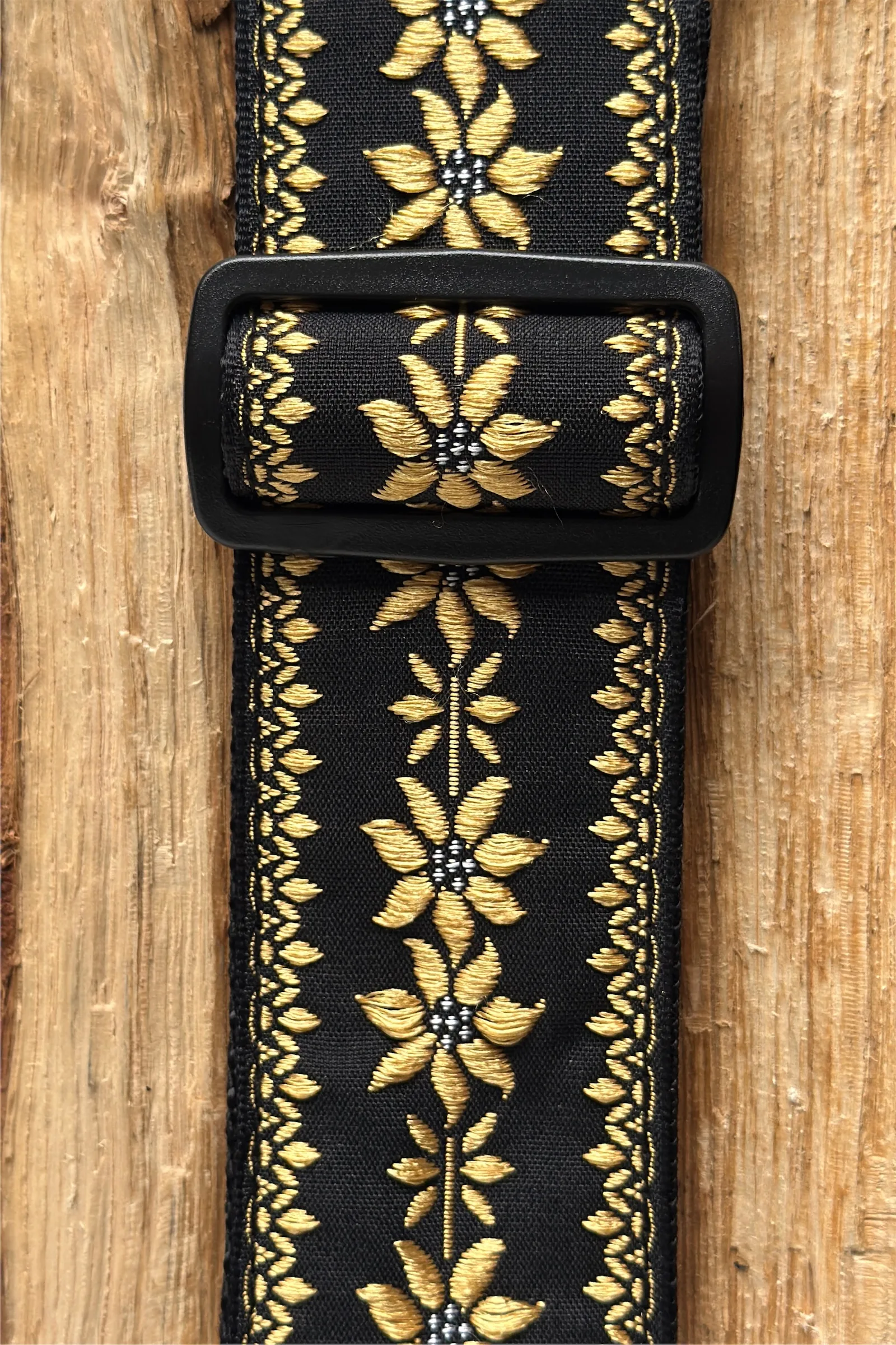 eb5635 ernie ball flower crown pasek do gitary